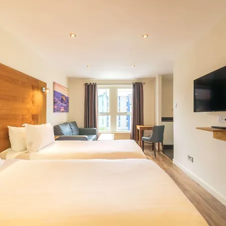 Holyrood Apartahotel