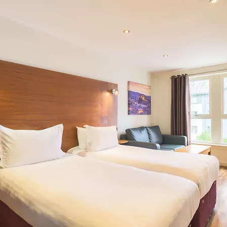 Holyrood 4* Edimburgo