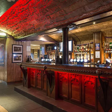 Stay Central Hotel 3*