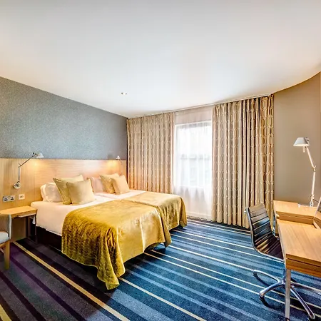 Hotel Apex Of 4*