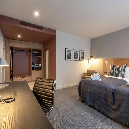 Apex Of Hotel