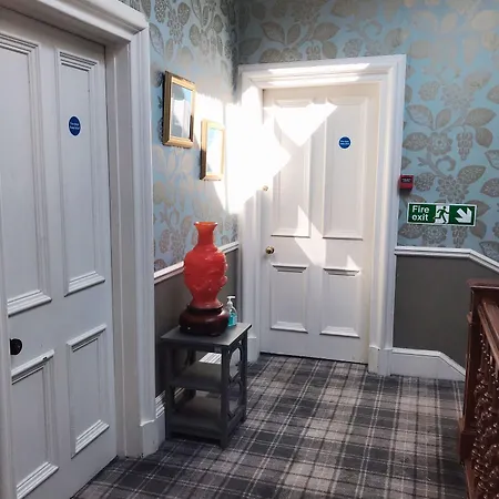 Alexander Gæstehus Edinburgh