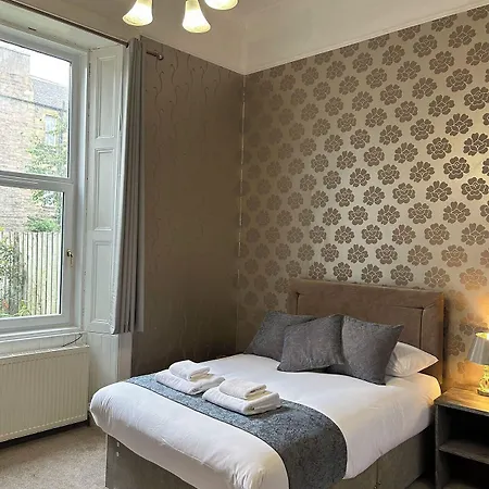 Alexander Guest house