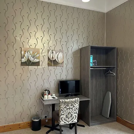 Guest house Alexander 4*