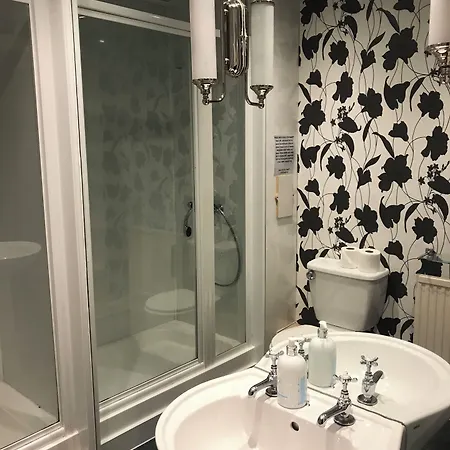 Gasthof Alexander Edinburgh