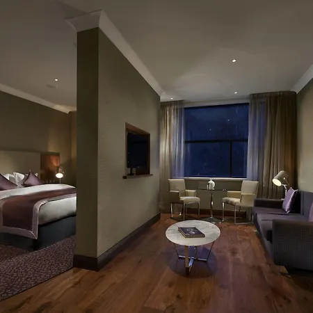 The Glasshouse, Autograph Collection Hotel 5*