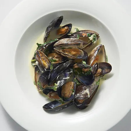 The Glasshouse, Autograph Collection Hotell 5*