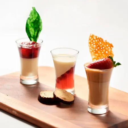 The Glasshouse, Autograph Collection Hotel 5*