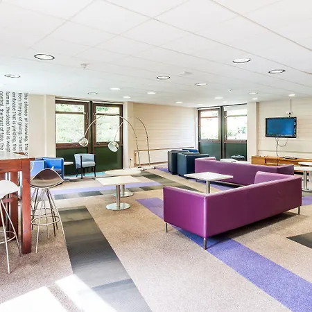 Summer At The Of شقة إدنبرة