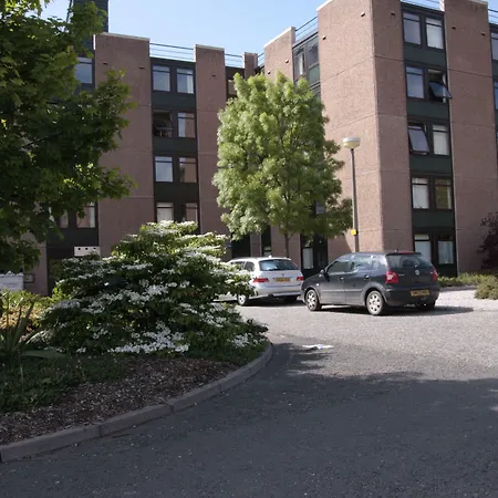 Summer At The Of * Эдинбург