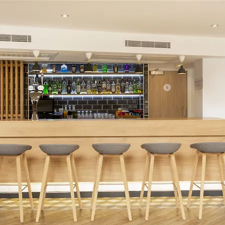 Express Centre By Ihg Эдинбург