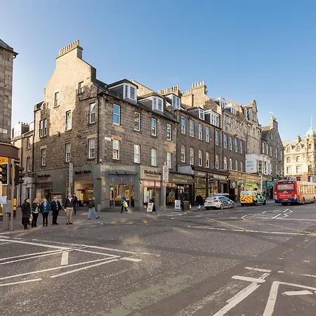 Rose Street * Edinburg