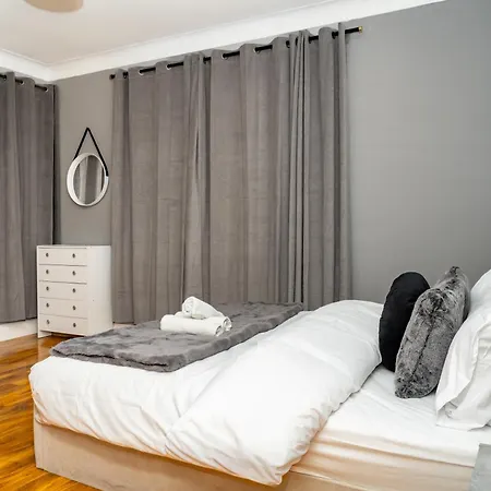 Luxury 5bd, Gym, Parking, Bus To Airport, Sleeps10 Villa Edinburgh