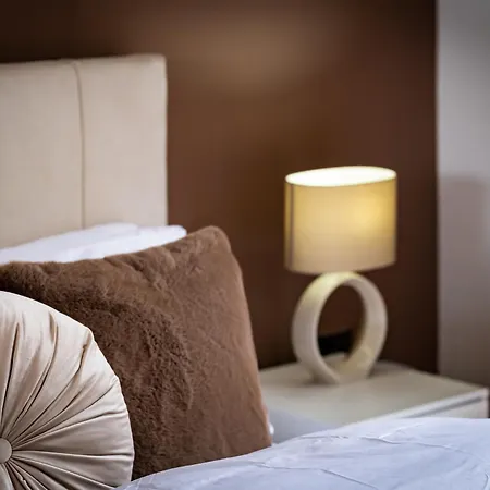 Luxury 5bd, Gym, Parking, Bus To Airport, Sleeps10 Villa Edinburgh