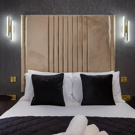 Διαμέρισμα Royalmileluxe - 2Br Apartment With Freestanding Bathtub