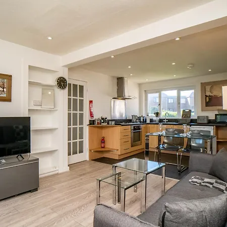 Apartamento Northfield 1 Bedroom With Sofa Bed - *