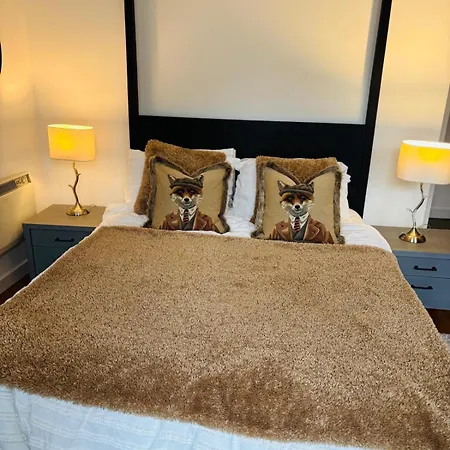 Diagon Alley Two Bed Victoria Street Grassmarket Apartment Edinburgh