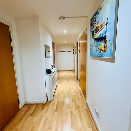 Harbour Horizons Апартаменты