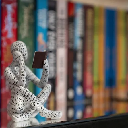 Hawkhill 1 Bedroom - * Edinburgh