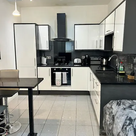 Fantastic 1 Bed In Heart Of Апартаменты