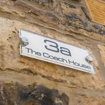 Luxury Centre Coach House, Garden & Balconies *