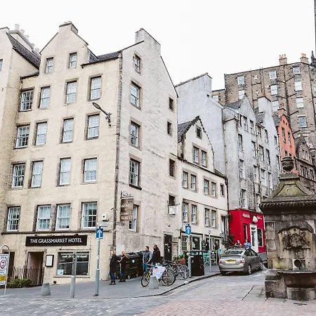 Отель Grassmarket 4*