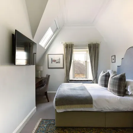 The Roseate - Small Luxury Of The World 5*