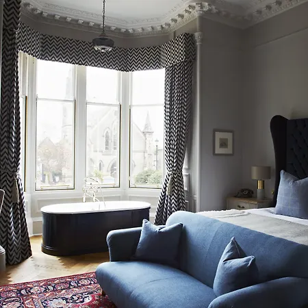 The Roseate - Small Luxury Of The World Hotel