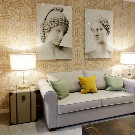 尼拉加勒多尼亚酒店