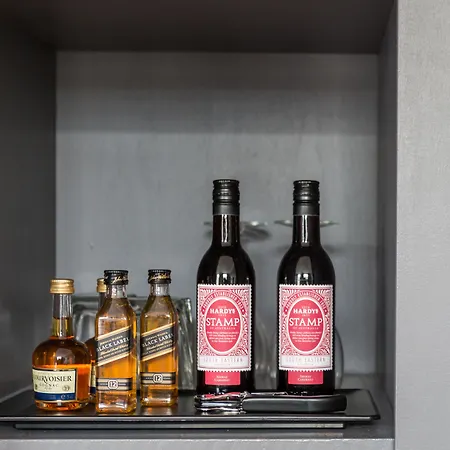 Angels Share 4* Edinburgh