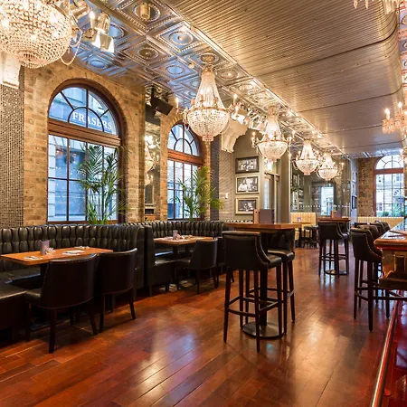 Hotel Angels Share 4*