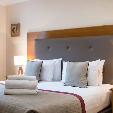 Fountain Court - Harris