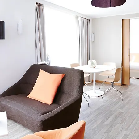 Hotel Novotel Park 4*