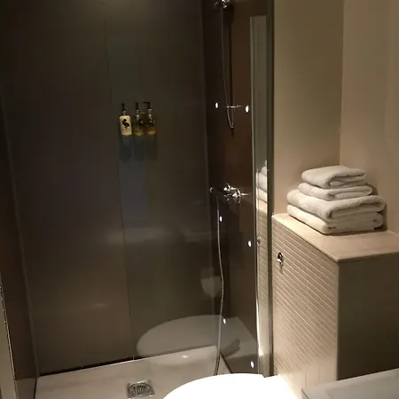 The Salisbury Hotel 4*