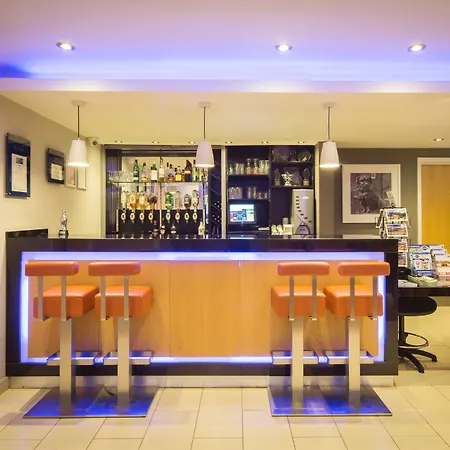 Otel Express - Royal Mile By Ihg 3*