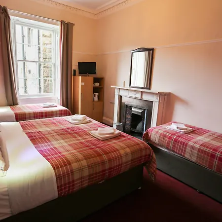 Regent House - Centre 3*