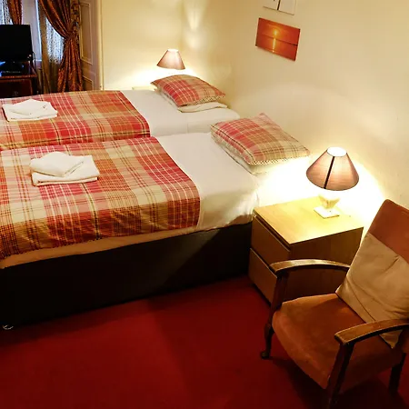 Гостевой дом Regent House - Centre 3*