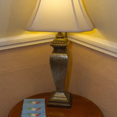 ثيسل 3* إدنبرة