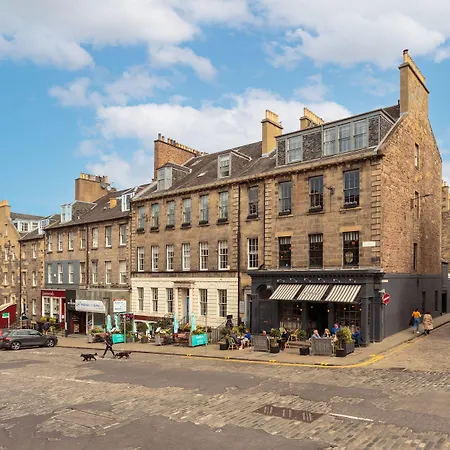 Guest house No. 53 Frederick Street