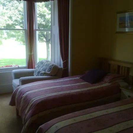 Mackenzie 3* Edinburgh