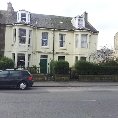 Mackenzie Guest house 3*