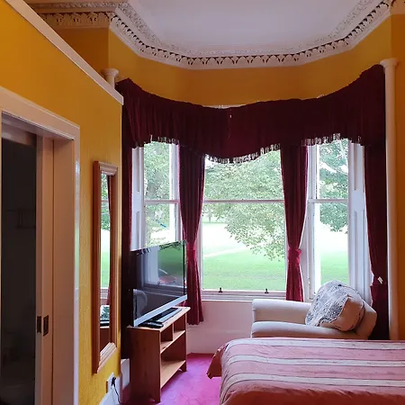 Guest house Mackenzie