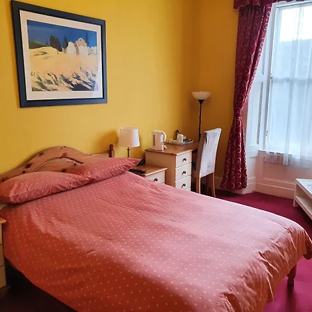 Guest house Mackenzie 3*