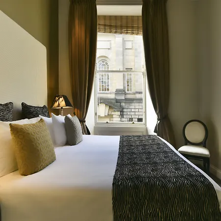 Fraser Aparthotel 4*