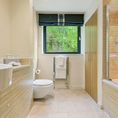 Apartahotel Princes Street 4*