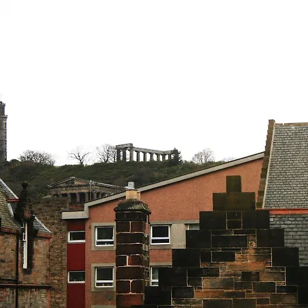 Dreamhouse Holyrood Park