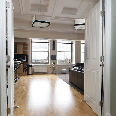 Burnets Apartment