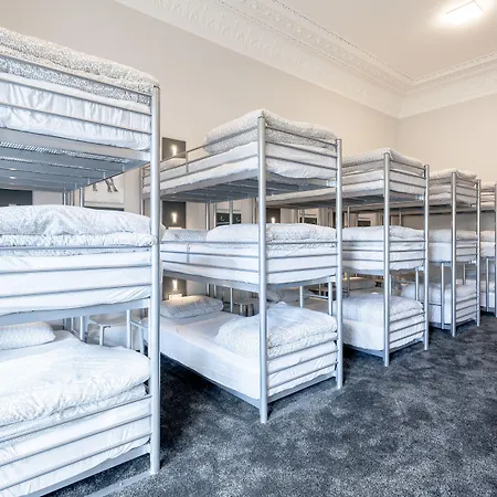 Revolver Hostel *