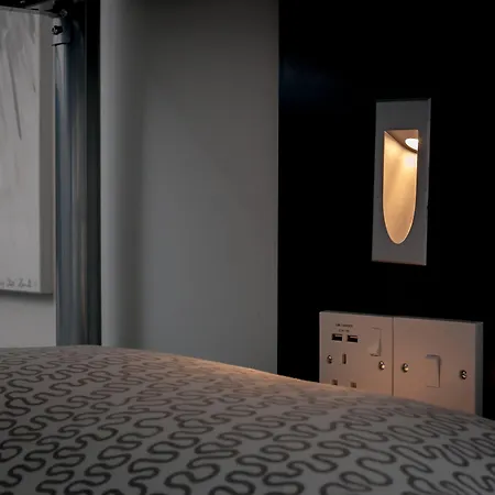 Vandrarhem Revolver *