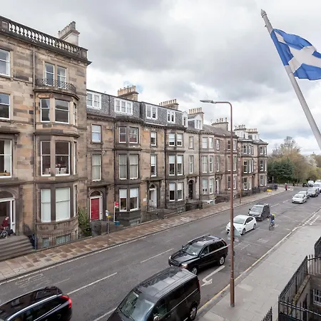 Revolver Vandrarhem Edinburg